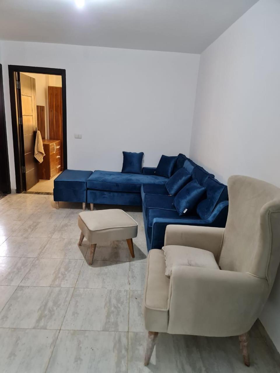 Spacious Flat In Mirrage Maadi *