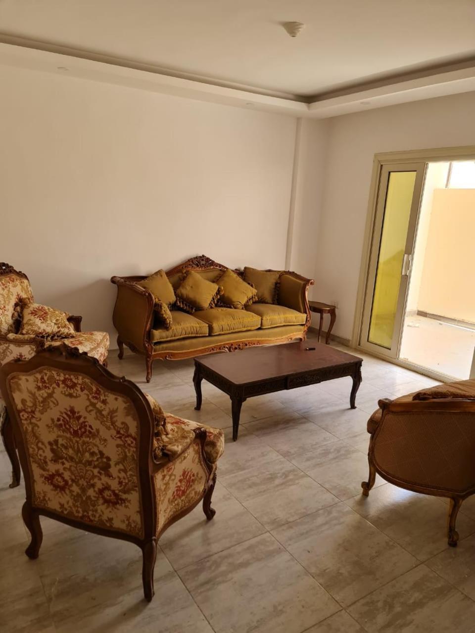Spacious Flat In Mirrage Maadi Cairo