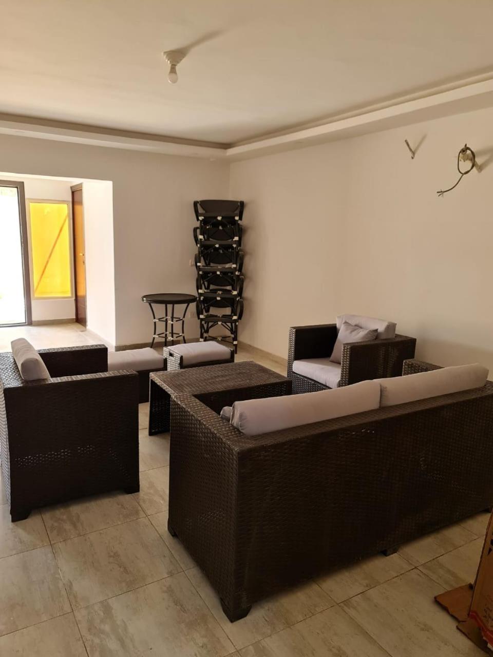 Spacious Flat In Mirrage Maadi Cairo