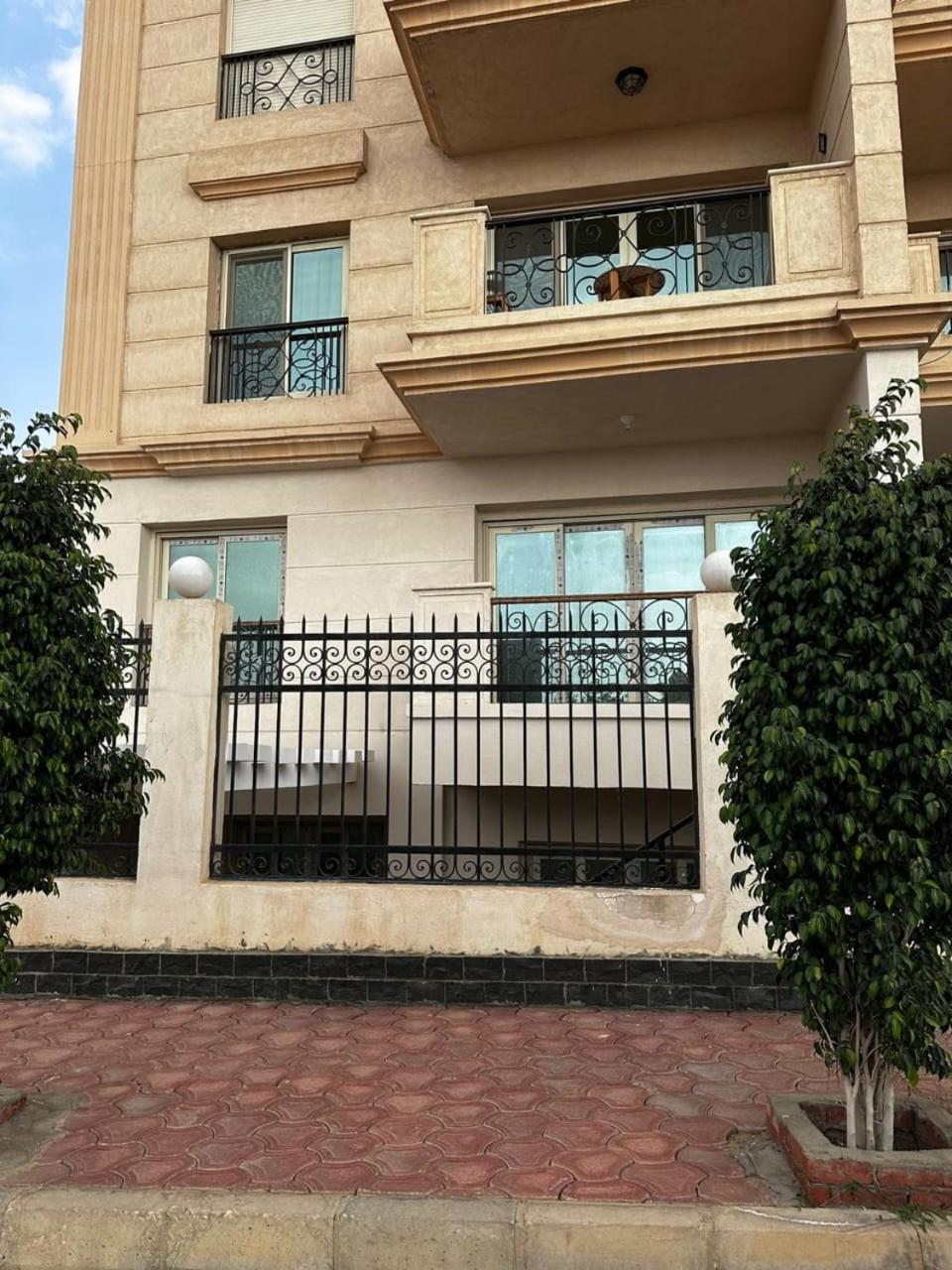 Spacious Flat In Mirrage Maadi Apartment