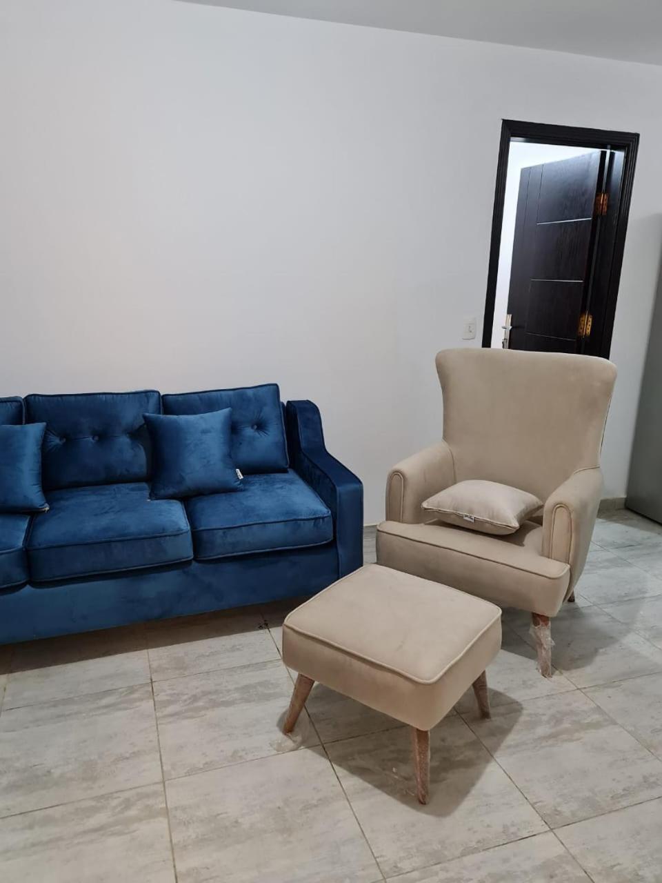 Spacious Flat In Mirrage Maadi Apartment *